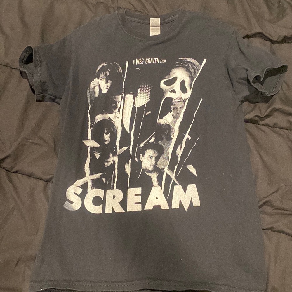 Scream graphic tee, adult small